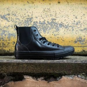 Chelsea converse rubber boot/hightop